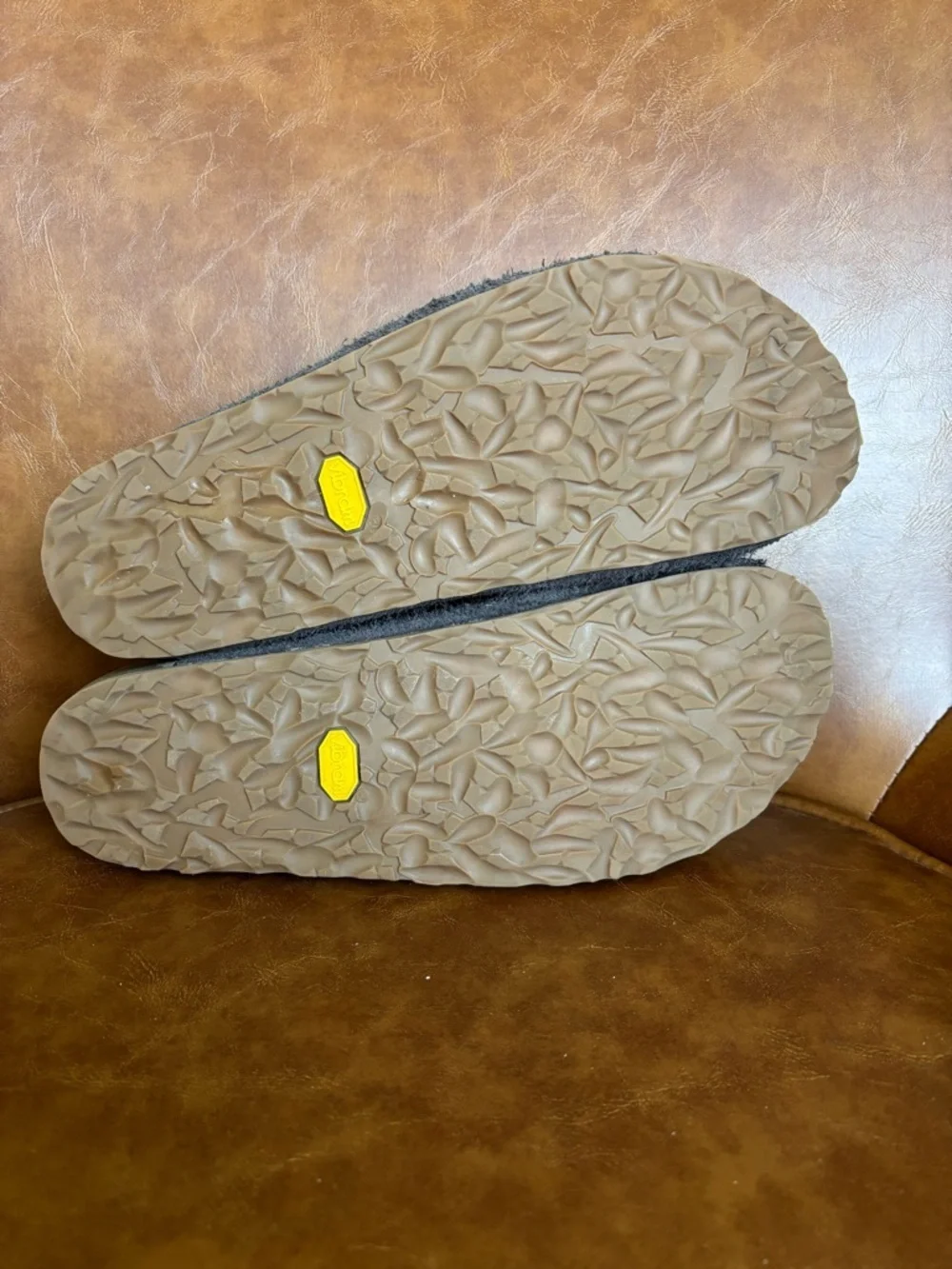 SeaVees Tiburon Trekker Suede Clogs Expresso Vibram Soles Men’s 12